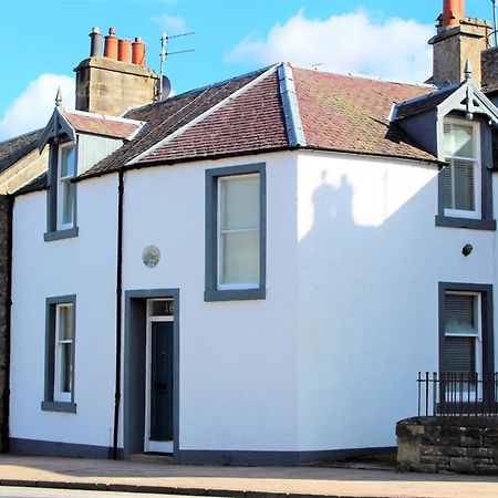 Beeswing, A Victorian Gem In Biggar Villa ภายนอก รูปภาพ