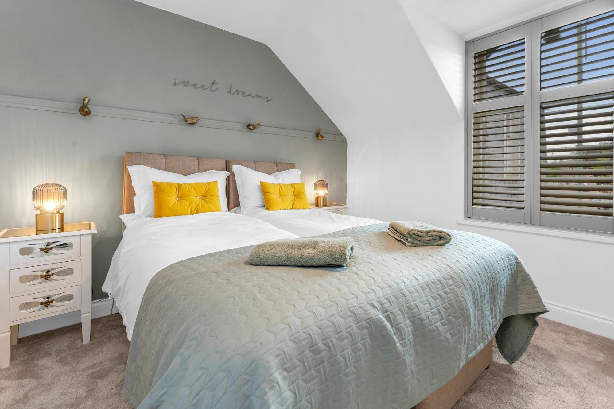 Beeswing, A Victorian Gem In Biggar Villa ภายนอก รูปภาพ