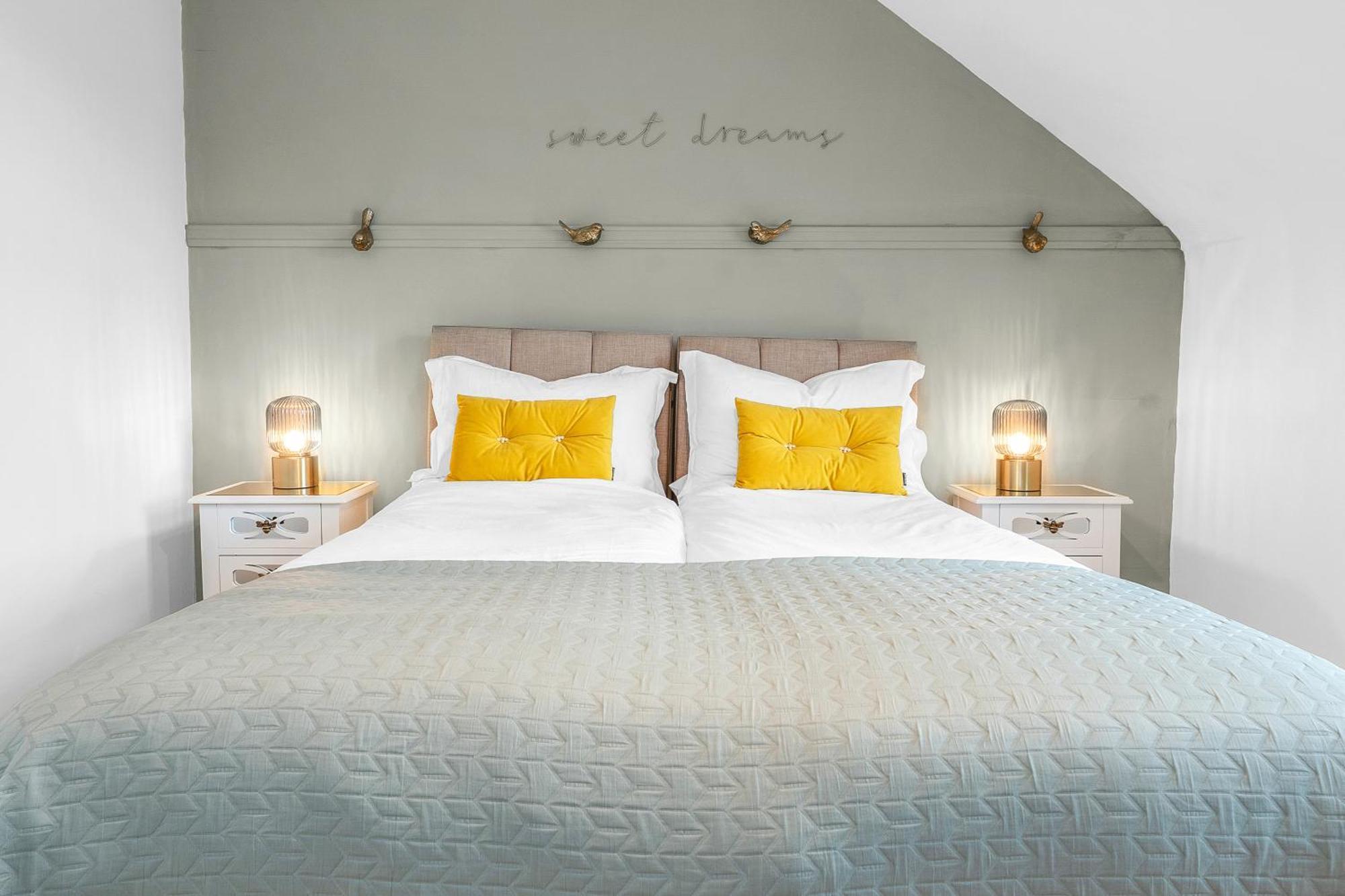 Beeswing, A Victorian Gem In Biggar Villa ภายนอก รูปภาพ